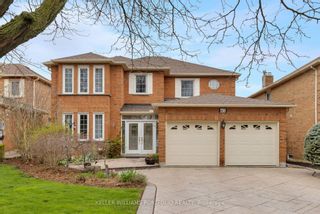 Photo 1: 62 Newport Square in Vaughan: Uplands House (2-Storey) for sale : MLS®# N8291354