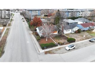 Photo 11: 1905 Bowes Street in Kelowna: House for sale : MLS®# 10300595