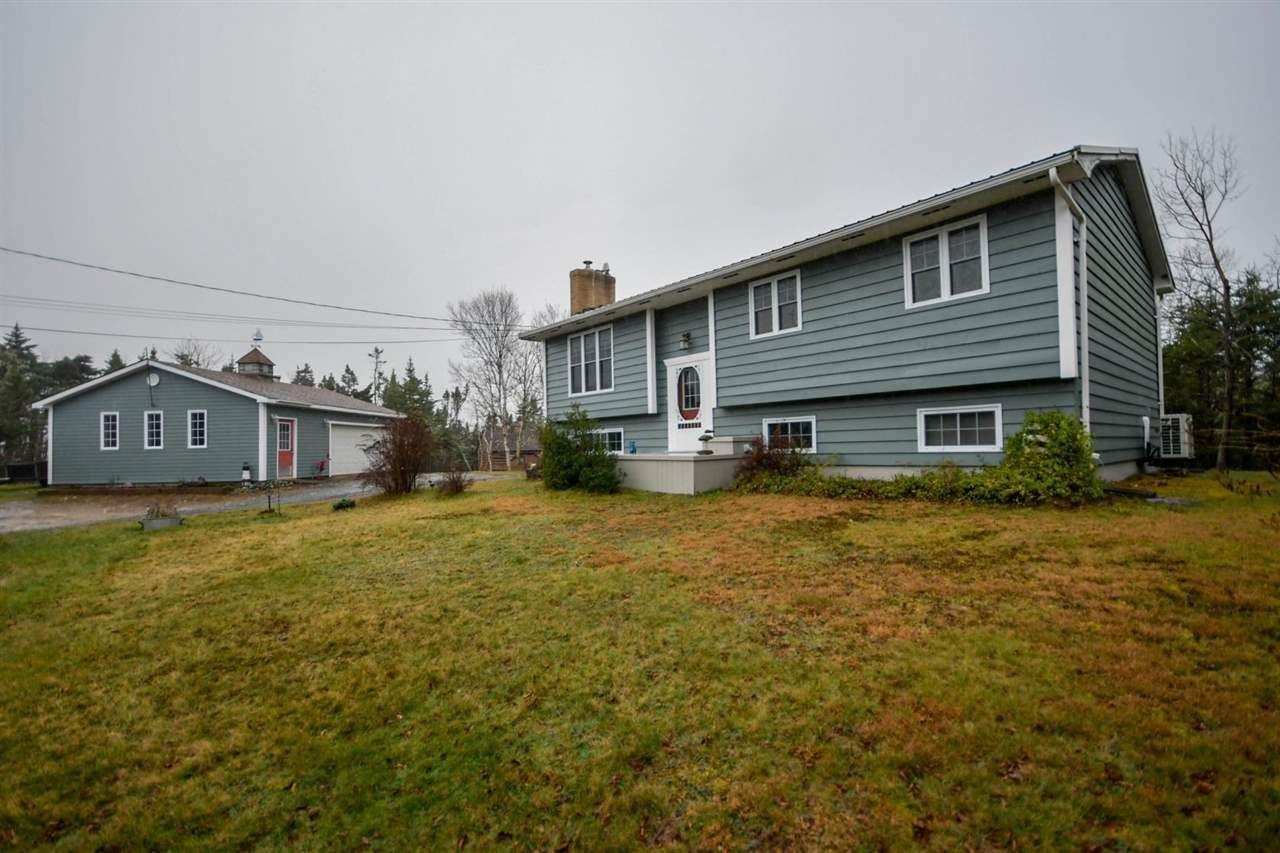 Main Photo: 881 Prospect Bay Road in Prospect Bay: 40-Timberlea, Prospect, St. Margaret`S Bay Residential for sale (Halifax-Dartmouth)  : MLS®# 202023066