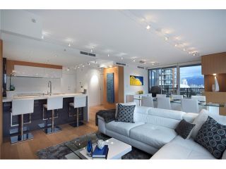 Photo 2: 1203 918 COOPERAGE Way in Vancouver: Yaletown Condo for sale in "THE MARINER" (Vancouver West)  : MLS®# V1048985