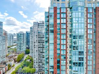 Photo 13: 2304 928 RICHARDS Street in Vancouver: Yaletown Condo for sale in "Yaletown" (Vancouver West)  : MLS®# R2880702