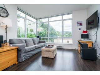 Photo 3: 504 2789 SHAUGHNESSY Street in Port Coquitlam: Central Pt Coquitlam Condo for sale in "THE SHAUGHNESSY" : MLS®# R2169672