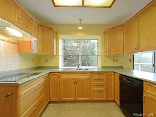 Photo 5: 762 Walfred Rd in VICTORIA: La Walfred House for sale (Langford)  : MLS®# 751065