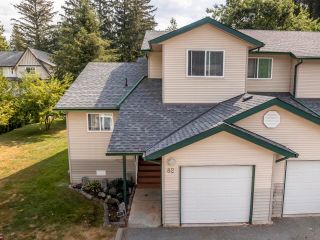 Photo 1: 82 39920 GOVERNMENT Road in Squamish: Garibaldi Estates Townhouse for sale in "Shannon Estates" : MLS®# R2723946