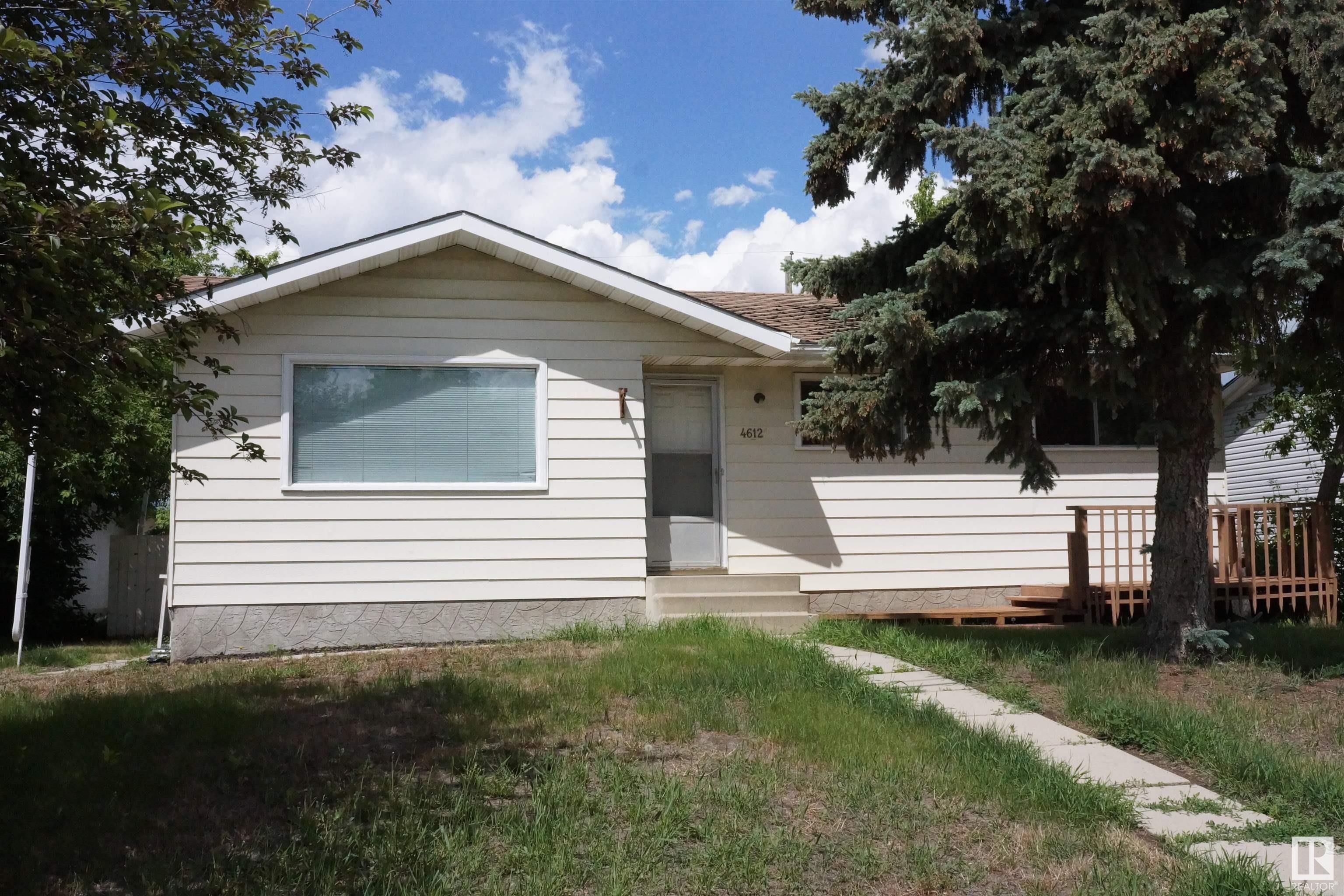 Main Photo: 4612 48 Avenue: Redwater House for sale : MLS®# E4300876