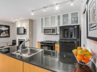 Photo 5: 707 1225 RICHARDS Street in Vancouver: Downtown VW Condo for sale in "THE EDEN" (Vancouver West)  : MLS®# V1112372