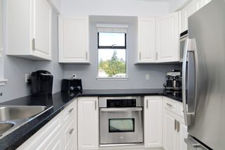 Photo 2: 1004 47 AGNES Street in New Westminster: Downtown NW Condo for sale in "FRASER HOUSE" : MLS®# R2114537