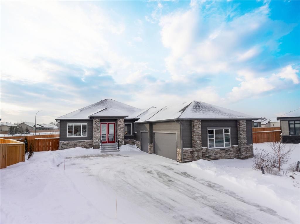 Main Photo: 22 JANAKAS Place in Headingley: Taylor Farm Residential for sale (5W)  : MLS®# 202401486