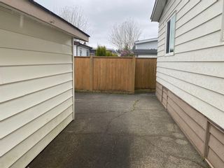 Photo 6: 122 2303 CRANLEY Drive in Surrey: Sunnyside Park Surrey Manufactured Home for sale (South Surrey White Rock)  : MLS®# R2682108