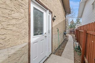 Photo 3: 2820 46 Street SE in Calgary: Dover Semi Detached (Half Duplex) for sale : MLS®# A2123800