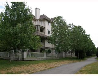 Photo 2: 307 1242 TOWN CENTRE Boulevard in Coquitlam: Canyon Springs Condo for sale in "THE KENNEDY" : MLS®# V771768