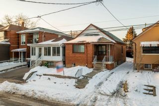 Main Photo: 110 Clovelly Avenue in Toronto: Oakwood-Vaughan House (Bungalow) for sale (Toronto C03)  : MLS®# C8236106