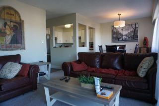 Photo 7: 306 32885 GEORGE FERGUSON Way in Abbotsford: Central Abbotsford Condo for sale in "Fairview Manor" : MLS®# R2532926