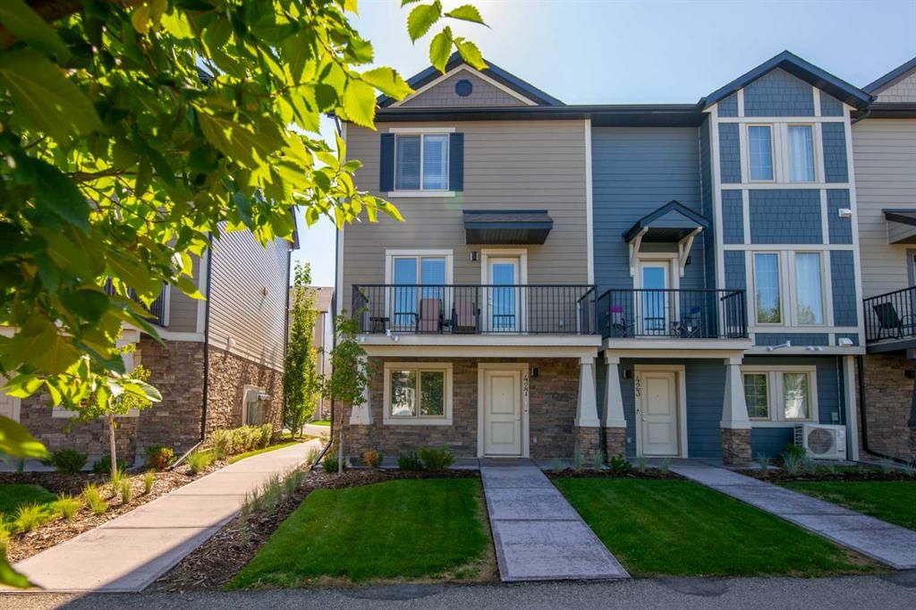 Main Photo: 427 Legacy Village Way SE in Calgary: Legacy Row/Townhouse for sale : MLS®# A2078322