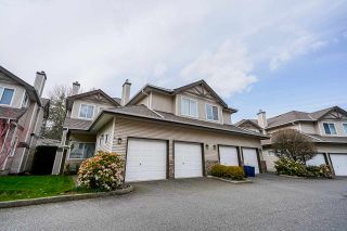 Photo 1: 4 20750 TELEGRAPH Trail in Langley: Walnut Grove Townhouse for sale in "Heritage Glen" : MLS®# R2563994