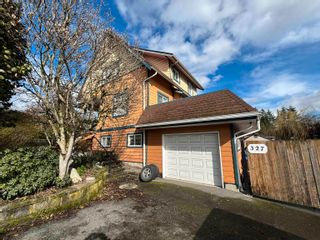 Photo 2: 327 MARMONT Street in Coquitlam: Maillardville House for sale : MLS®# R2855036
