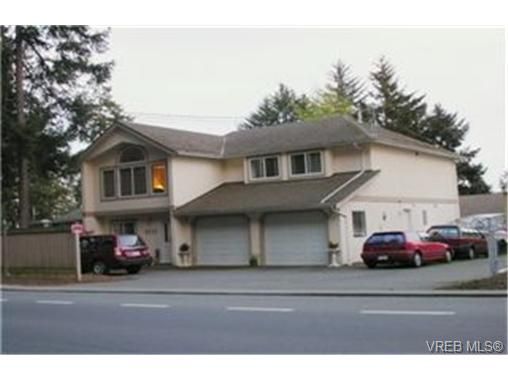 Photo 1: Photos:  in VICTORIA: SE Cordova Bay House for sale (Saanich East)  : MLS®# 429325