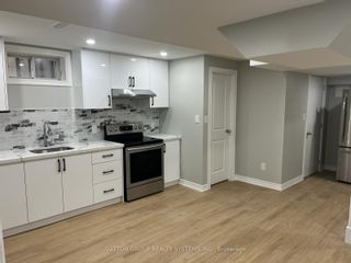 Photo 7: Lower 244 Riel Drive in Mississauga: Fairview House (2-Storey) for lease : MLS®# W8446700