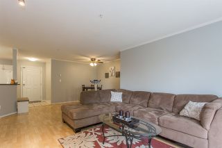 Photo 4: 408 33708 KING Road in Abbotsford: Poplar Condo for sale in "College Park Place" : MLS®# R2195057