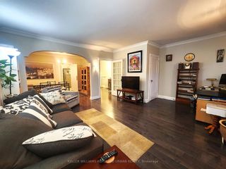Photo 3: Upper 1227 Avenue Road in Toronto: Lawrence Park South House (2 1/2 Storey) for lease (Toronto C04)  : MLS®# C8036182