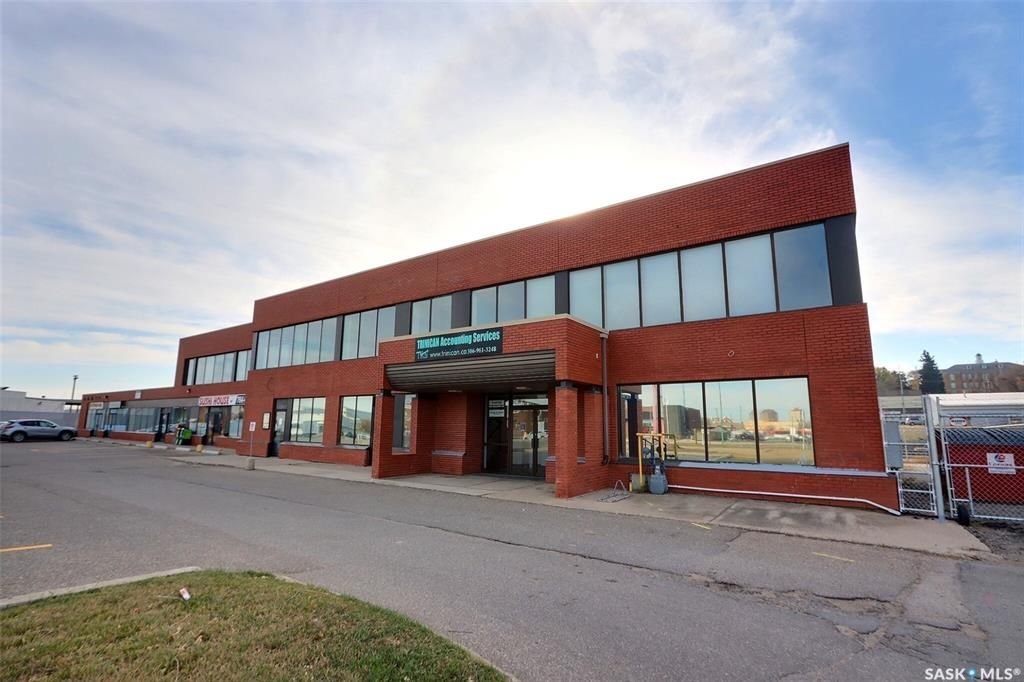 Main Photo: 1 77 15th Street East in Prince Albert: Midtown Commercial for lease : MLS®# SK911505