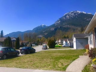 Photo 17: 1046 EDGEWATER Crescent in Squamish: Northyards House for sale in "EDGEWATER CRESCENT" : MLS®# R2451801