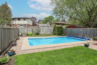 Photo 26: 8 Lawrence Crescent in Clarington: Bowmanville House (2-Storey) for sale : MLS®# E5623545