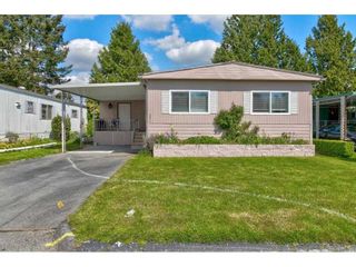 Photo 2: 251 1840 160 Street in Surrey: King George Corridor Manufactured Home for sale in "BREAKAWAY BAYS" (South Surrey White Rock)  : MLS®# R2574472