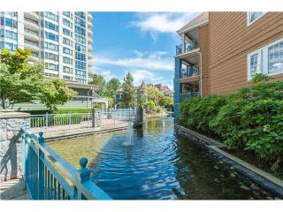 Photo 4: 403 1199 WESTWOOD Street in Coquitlam: North Coquitlam Condo for sale in "LAKESIDE TERRACE" : MLS®# V1105956