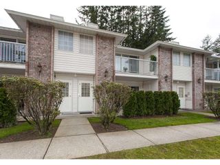 Photo 1: 4 33123 GEORGE FERGUSON Way in Abbotsford: Central Abbotsford Townhouse for sale in "The Britten" : MLS®# R2238767