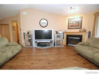 Photo 6: 29 WAGMAN Bay: Balgonie Single Family Dwelling for sale (Regina NE)  : MLS®# 527894