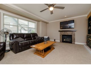 Photo 3: 1 45085 WOLFE ROAD in Chilliwack: Chilliwack W Young-Well Townhouse for sale : MLS®# R2201003