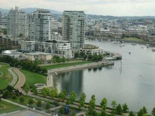 Photo 4: 2301 428 BEACH CR in Vancouver: False Creek North Condo for sale in "KING'S LANDING" (Vancouver West)  : MLS®# V604755