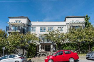Photo 1: 204 106 W KINGS Road in North Vancouver: Upper Lonsdale Condo for sale : MLS®# R2109900