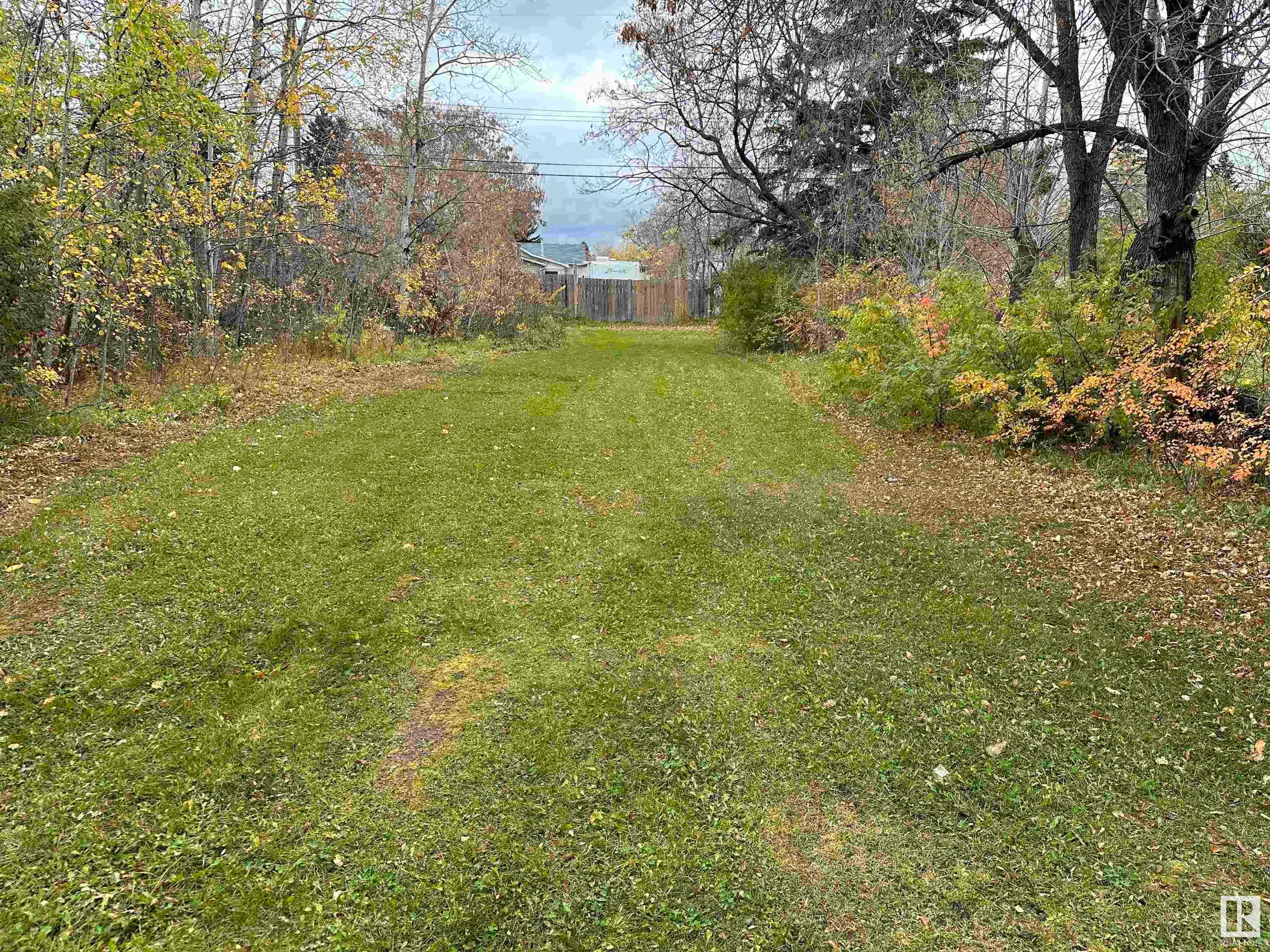 Main Photo: 5107 51 Street: Cold Lake Vacant Lot/Land for sale : MLS®# E4361055