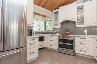 Photo 25: 8410 Alec Rd in Central Saanich: CS Saanichton House for sale : MLS®# 959300