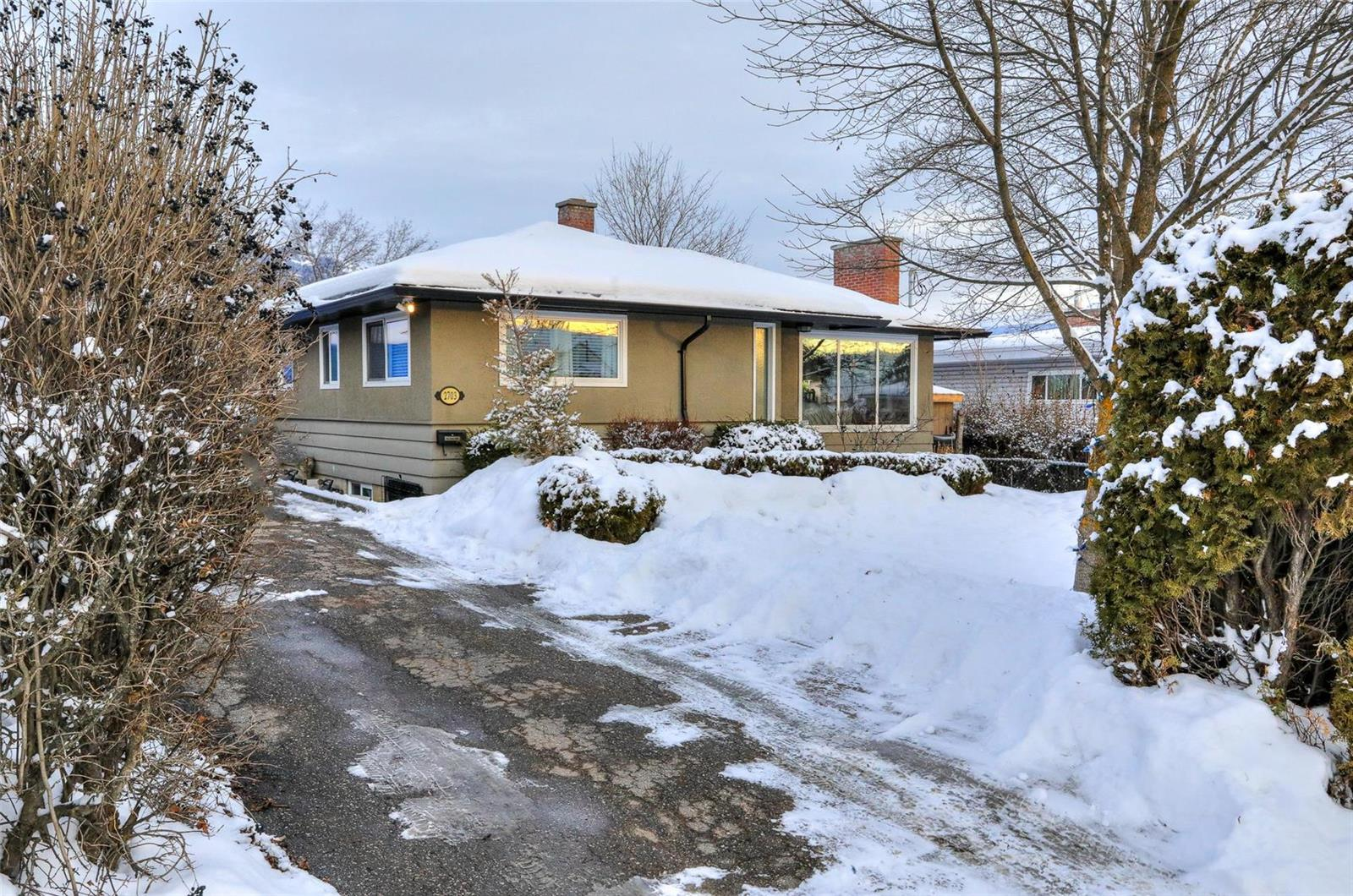 Main Photo: 2703 15 STREET in VERNON: House for sale : MLS®# 10245667