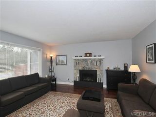 Photo 2: 368 Atkins Ave in VICTORIA: La Atkins House for sale (Langford)  : MLS®# 656182