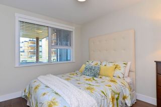 Photo 17: 213 14855 THRIFT Avenue: White Rock Condo for sale in "THE ROYCE" (South Surrey White Rock)  : MLS®# R2092484