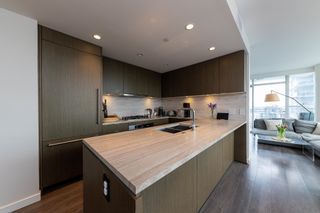 Photo 4: 904 125 E 14TH STREET in North Vancouver: Central Lonsdale Condo for sale : MLS®# R2754942