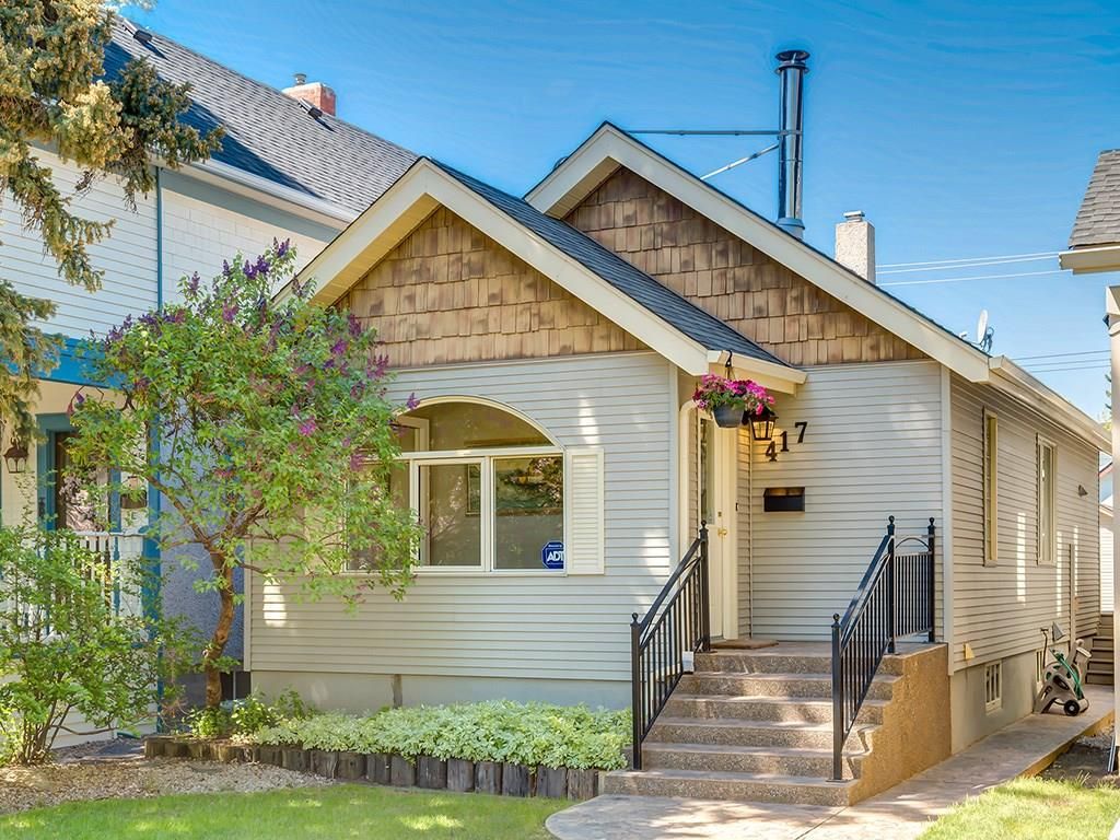Main Photo: 417 11A Street NW in Calgary: Hillhurst House for sale : MLS®# C4185766