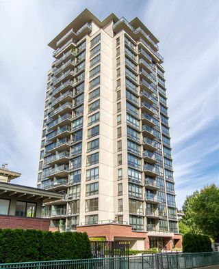 Photo 1: 1804 2959 GLEN Drive in Coquitlam: North Coquitlam Condo for sale in "The Parc" : MLS®# R2398572