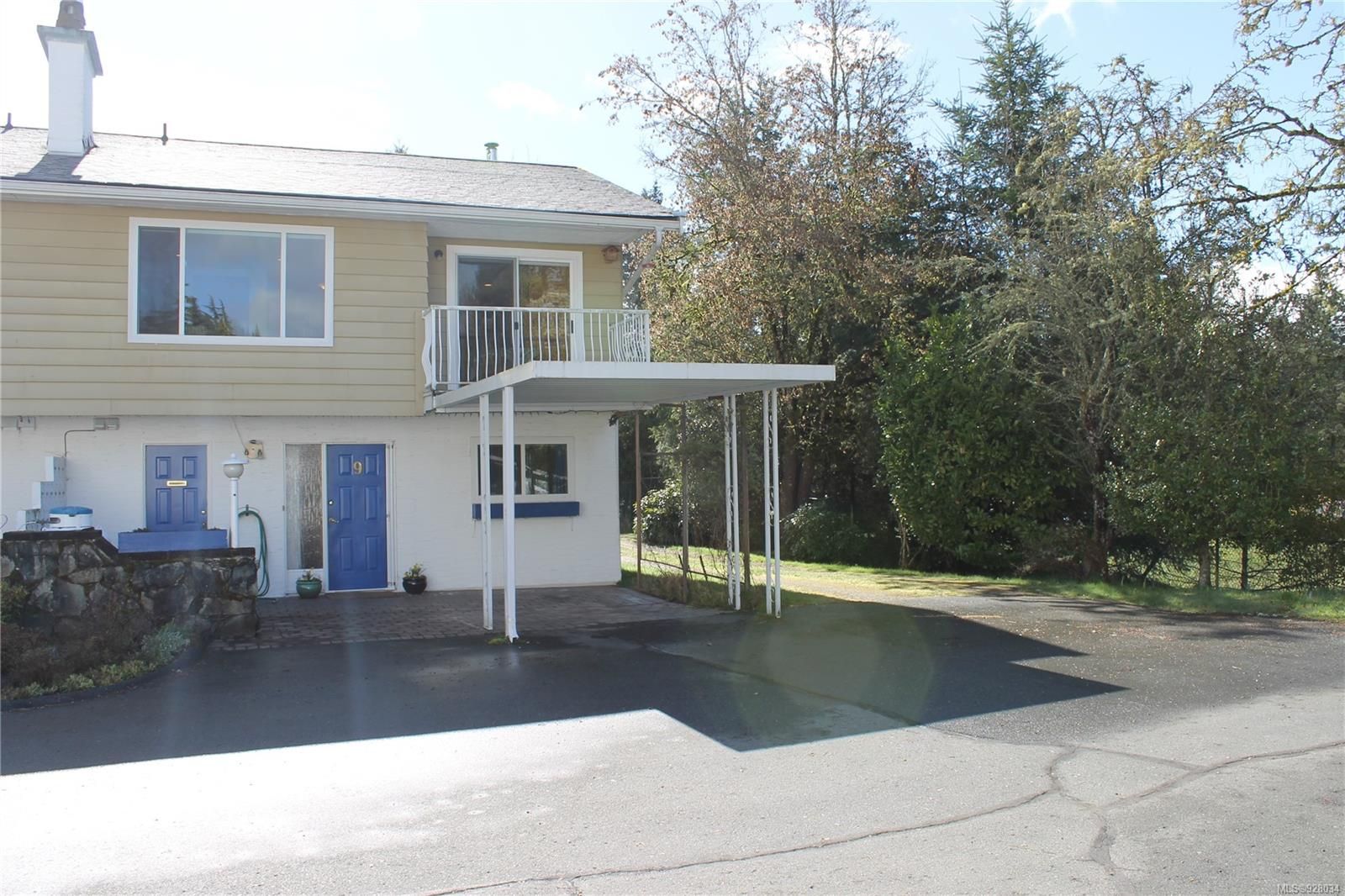 Main Photo: 9 3194 Gibbins Rd in Duncan: Du East Duncan Row/Townhouse for sale : MLS®# 928034