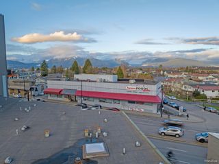 Main Photo: 1595 KINGSWAY in Vancouver: Knight Retail for sale (Vancouver East)  : MLS®# C8059262