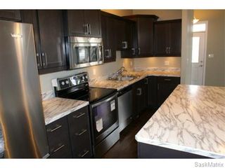 Photo 8: 1158 LINDSAY Street in Regina: Eastview Single Family Dwelling for sale (Regina Area 03)  : MLS®# 574052