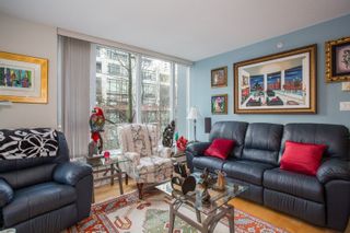 Photo 9: 302 1010 RICHARDS Street in Vancouver: Yaletown Condo for sale in "The Gallery" (Vancouver West)  : MLS®# R2246691