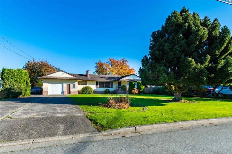 FEATURED LISTING: 9736 WILLIAMS Street Chilliwack