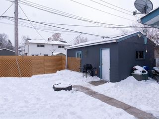 Photo 19: 302 Dowling Avenue in Winnipeg: East Transcona Residential for sale (3M)  : MLS®# 202100385