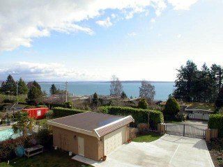 Photo 6: 13936 Marine Drive in White Rock: Home for sale : MLS®# F2226949