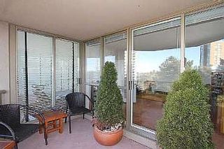 Photo 9: 20 GUILDWOOD PKWY in TORONTO: Condo for sale